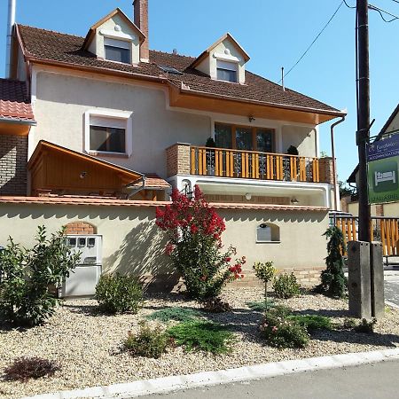 Eurovelo6 Stop Solt Екстер'єр фото